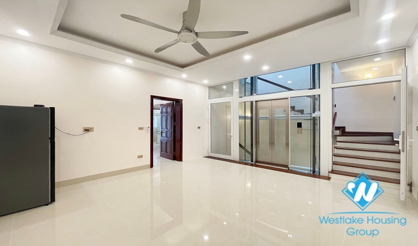 A beautiful villa with elevator for rent in T Block, Ciputra, Tay Ho, Ha Noi